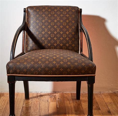 louis vuitton chair